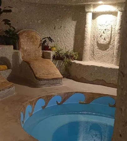 Barlang Furdohaz Apartment *